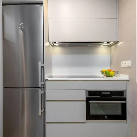 100m Playa Concha 4 Parking A 1 Calle Saint-Sébastien