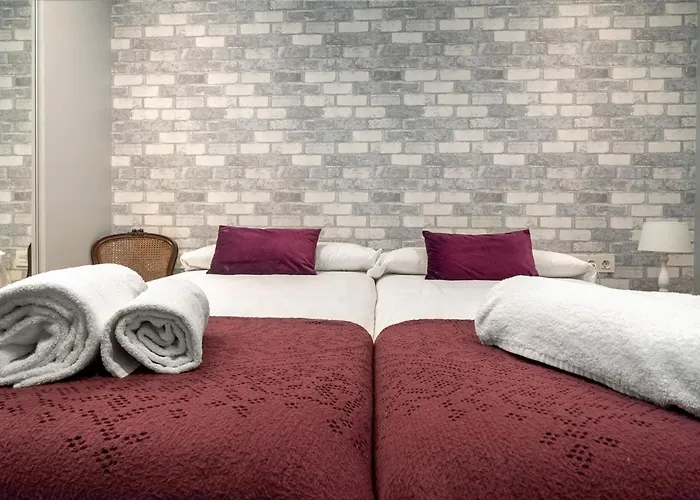 100m Playa Concha 4 Parking A 1 Calle * San Sebastián