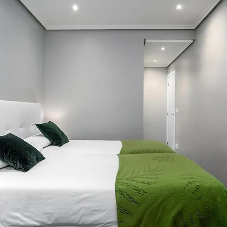 Apartamento 100m Playa Concha 4 Parking A 1 Calle
