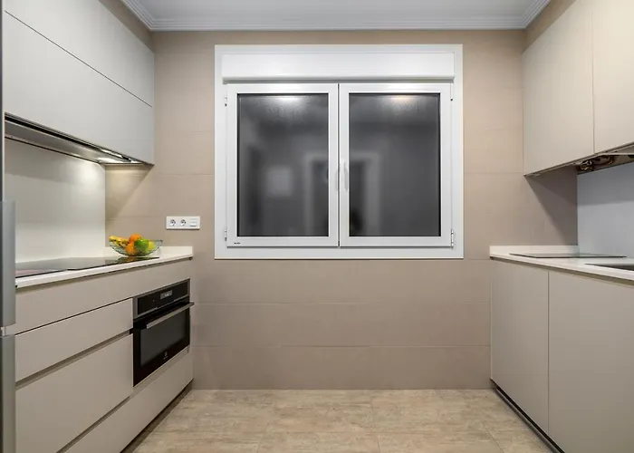 100m Playa Concha 4 Parking A 1 Calle アパート サン・セバスティアン