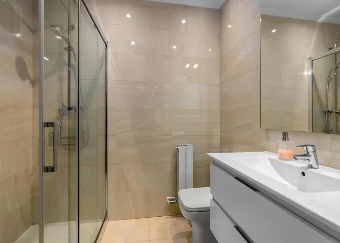 100m Playa Concha 4 Parking A 1 Calle サン・セバスティアン